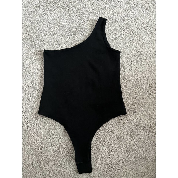 4TH & RECKLESS Charla One-Shoulder - Picture 4 of 10